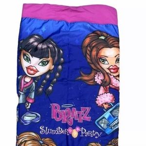2003 Bratz doll Slumber Party sleeping bag 31"-66" blue pink